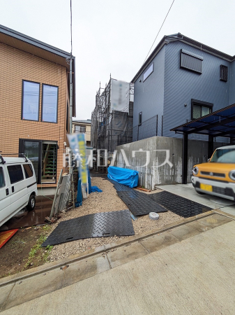 接道状況および現場風景（9号棟側）　【八王子市大谷町】