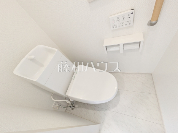 トイレ　【所沢市東狭山ケ丘３丁目】