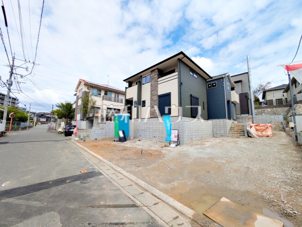 接道状況および現場風景　【福岡市南区寺塚１丁目】