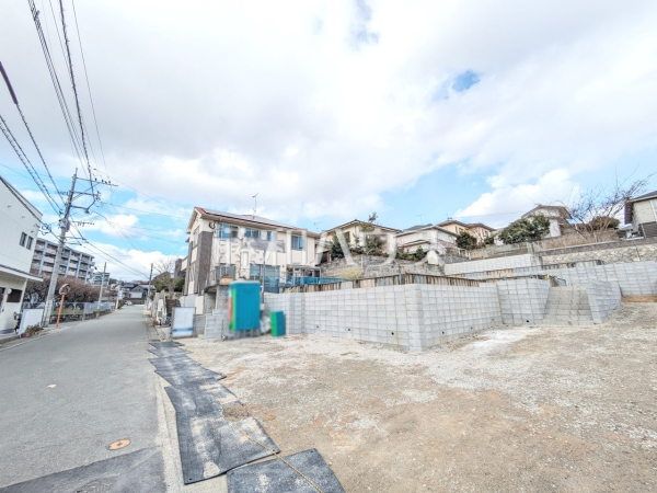 2号棟　接道状況および現場風景　【福岡市南区寺塚１丁目】