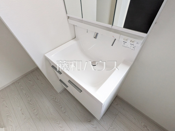 洗面台　【立川市西砂町６丁目】