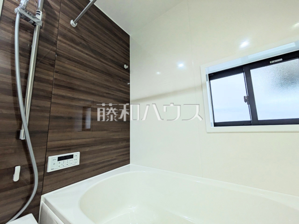 浴室　【朝霞市根岸台１丁目】