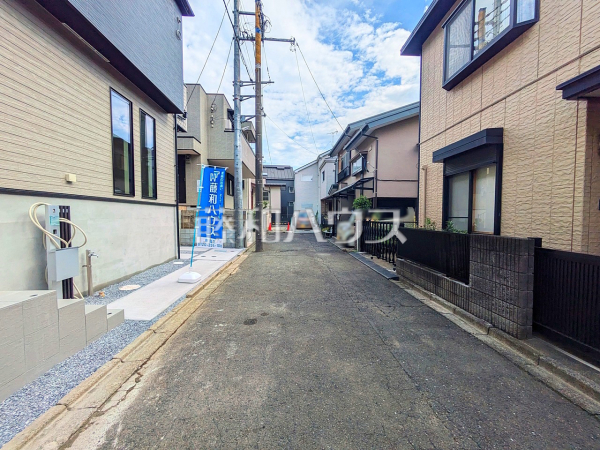 接道状況および現場風景　【朝霞市根岸台１丁目】