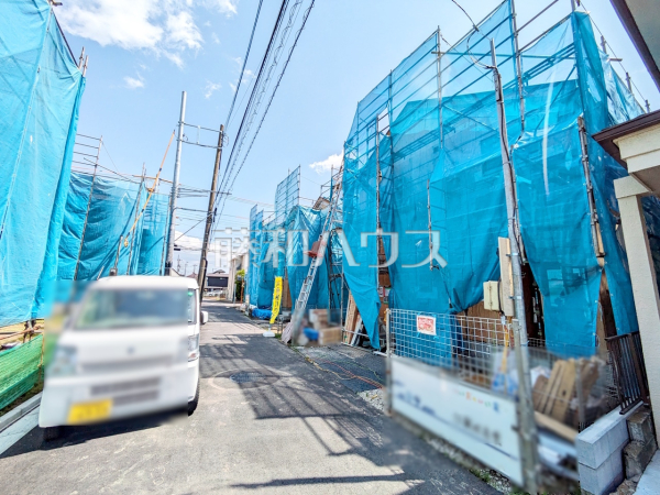 ≪接道状況≫ ここに住む方を想像して、着々と建築しております！ 　【府中市四谷５丁目】
