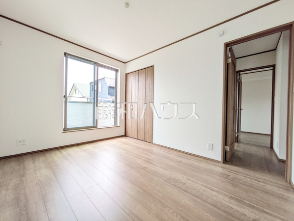 ≪A号棟　居室≫部屋の雰囲気や広さ・眺望・間取りの使い勝手など、是非一度、ご自身の目で確かめてみてください。【府中市四谷５丁目】　