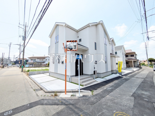 ≪接道状況≫ 前面道路はゆとりの5.25m。車の出し入れも楽々です。 【府中市四谷５丁目】