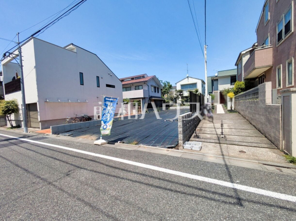 現地写真　【世田谷区赤堤２丁目】 物件の事、諸費用の事など、小さな疑問もお気軽にご連絡・ご相談下さい。 