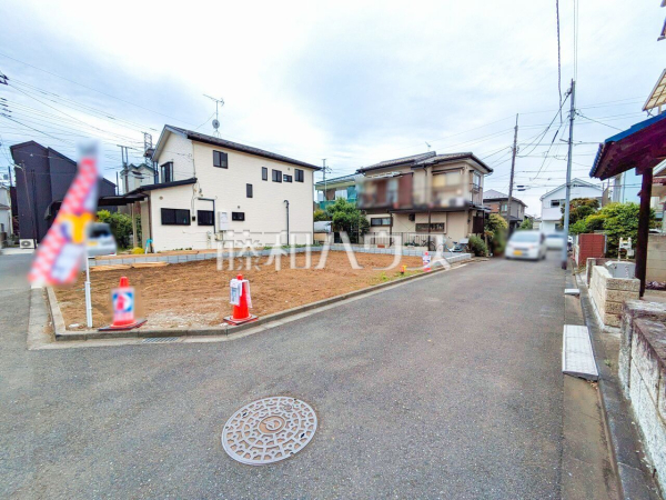 接道状況および現場風景　【東村山市青葉町３丁目】 平日のご案内も可能です。まずはお気軽にお問合せ下さいませ。 