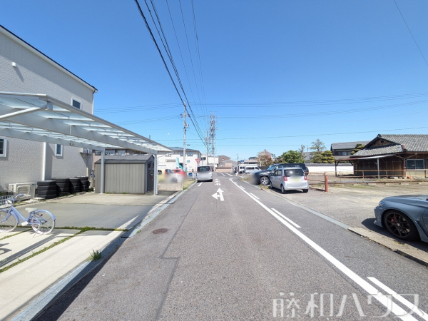 接道状況および現場風景　【春日井市若草通４丁目】