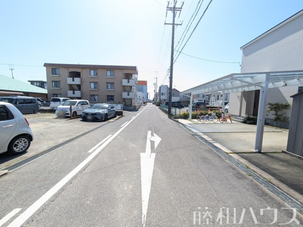接道状況および現場風景　【春日井市若草通４丁目】