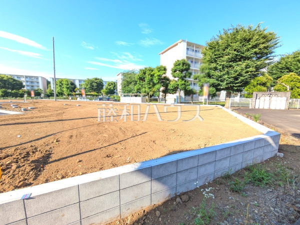 D号地付近　現地写真　【日野市新町３丁目】