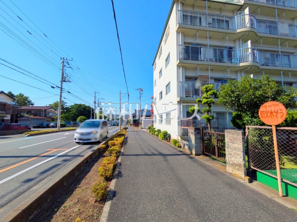 接道　【サングリーン朝霞】