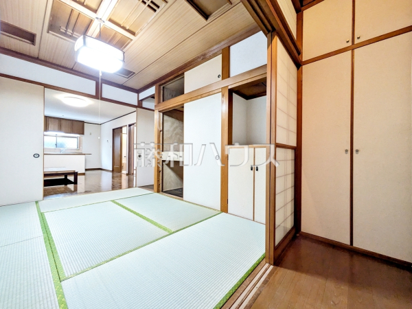 ≪和室≫和室に隣接した広縁は収納付き！【府中市四谷３丁目】