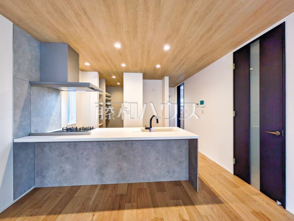 B号棟　キッチン　【八王子市めじろ台３丁目】