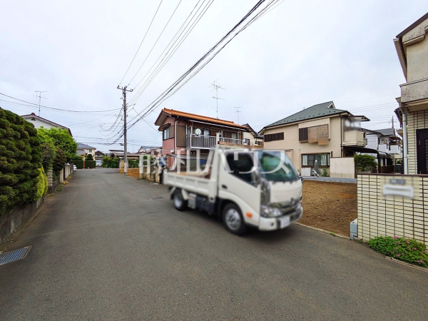 接道状況および現場風景　【立川市西砂町２丁目】
運転、駐車が苦手な方にも嬉しい前面道路6m！　