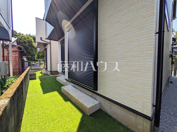 3号棟　庭　【練馬区大泉町５丁目】