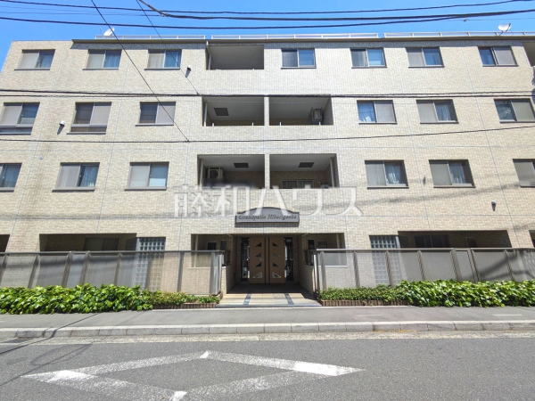 外観　【グランパティオひばりが丘】
