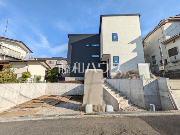 外観　【八王子市絹ケ丘１丁目】