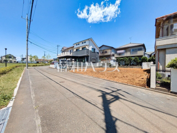 接道状況および現場風景　【東久留米市中央町３丁目】 平日のご案内も可能です。まずはお気軽にお問合せ下さいませ。 