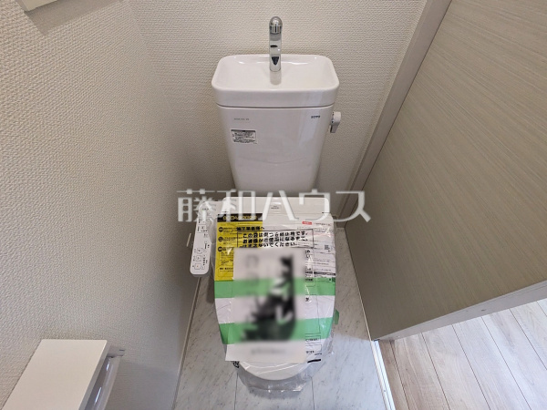 6号棟　トイレ　【八王子市石川町】
きれいでさわやか、ウォシュレット付きトイレ　