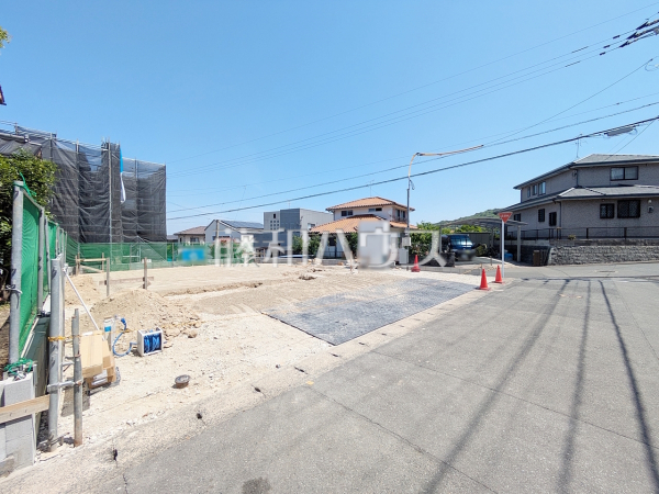 接道状況および現場風景　【福岡市早良区野芥６丁目】