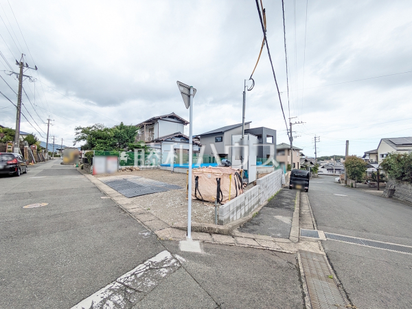 接道状況および現場風景　【福岡市早良区野芥６丁目】