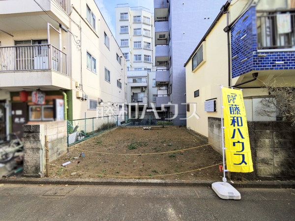 ≪現地外観≫京王線「東府中」駅 徒歩6分！この恵まれたロケーションによる幸福感は、毎朝の通勤時にしっかりと感じられるのではないでしょうか。　【府中市緑町３丁目】