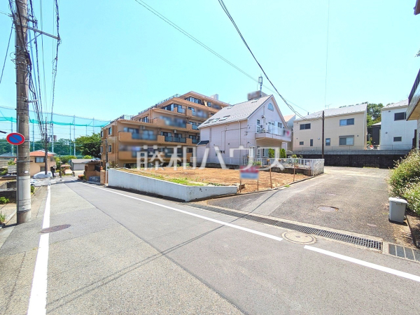 接道状況および現場風景　【多摩市南野３丁目】