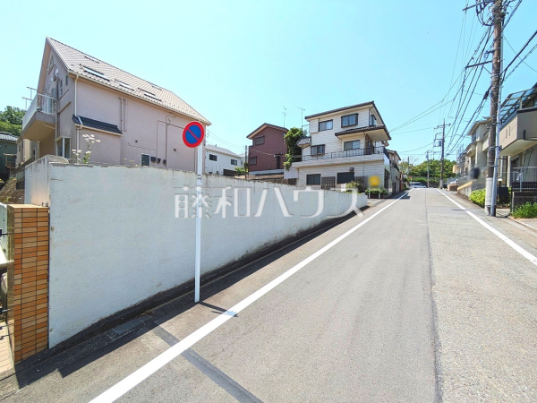 接道状況および現場風景　【多摩市南野３丁目】