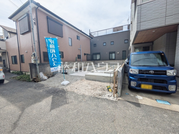 2階にリビングを設置することで道路や外からの視線が届きにくい、プライバシー性の高いリビングでゆっくりと寛ぐことができます。 　【志木市本町２丁目】