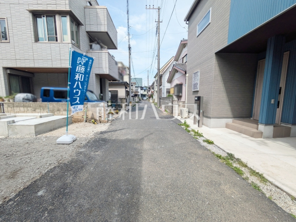 一戸建ての多いエリアのため、静かで落ち着いた雰囲気の街並みです。 　【志木市本町２丁目】