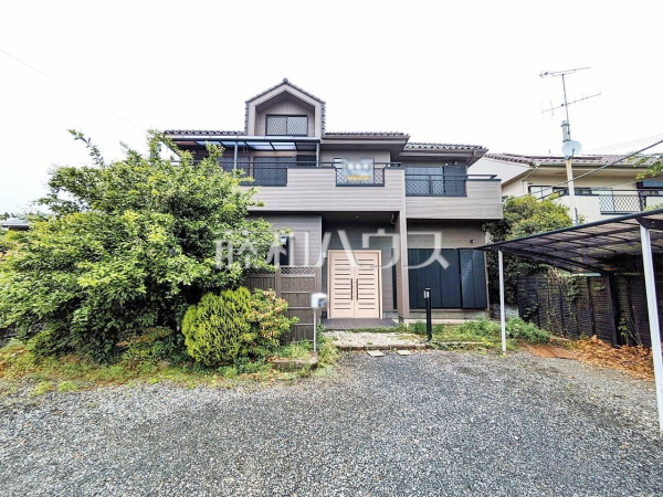 外観　【武蔵村山市三ツ木５丁目】 周辺環境はもちろん、日当たりや設備仕様など、実際に行ってみないと分からないことも多くございます。営業担当がご案内いたしますので、お気軽にお問い合わせください。 