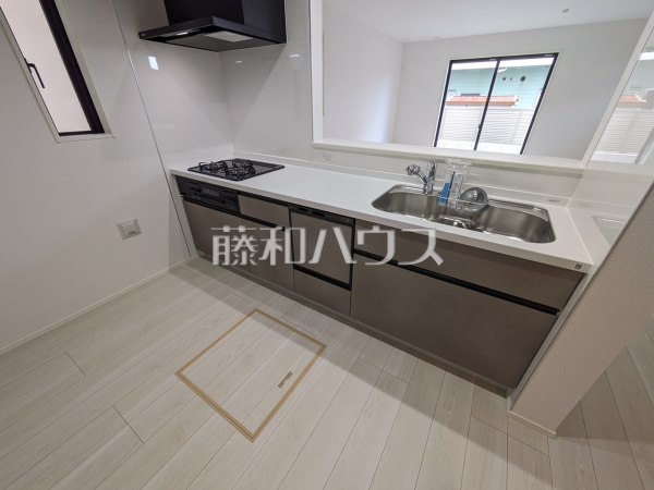 キッチン　【春日井市出川町７丁目】