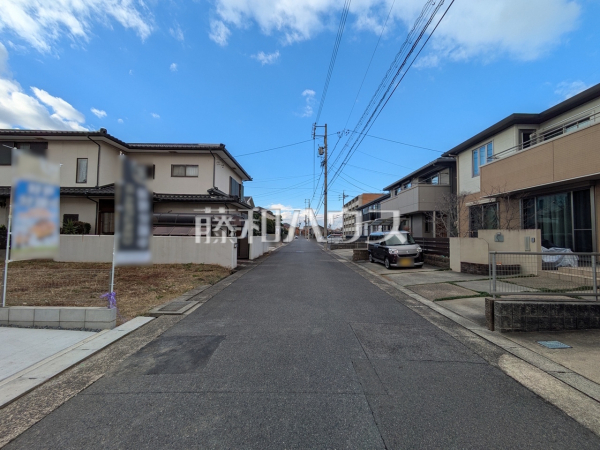 接道状況および現場風景　【春日井市出川町７丁目】
