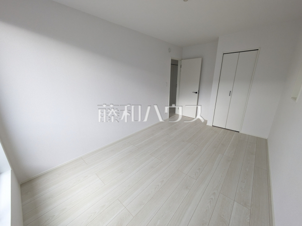 居室　【春日井市出川町７丁目】