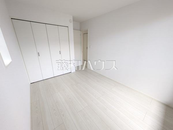 居室　【春日井市出川町７丁目】