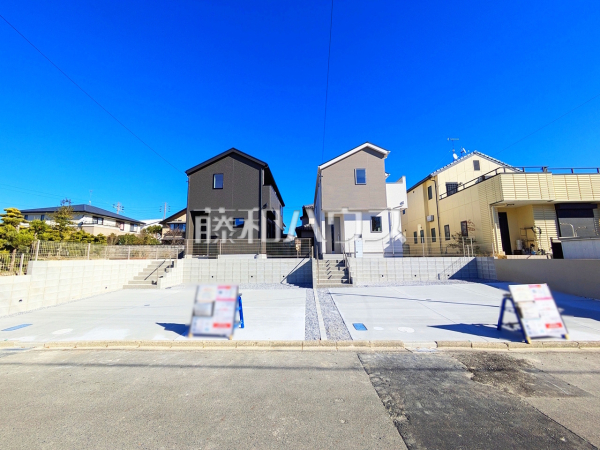 外観　【春日井市岩成台７丁目】