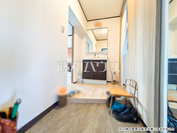 玄関　【滝山団地2街区10号棟】