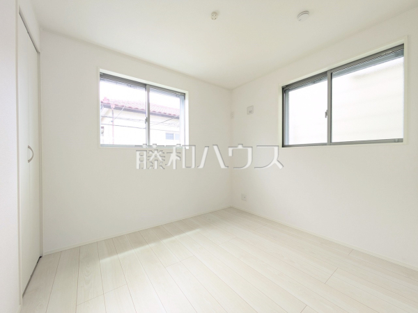 居室　【立川市高松町１丁目】