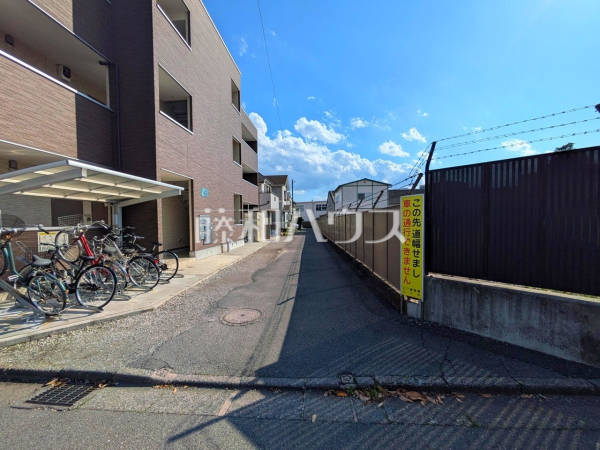 接道状況および現場風景　【立川市高松町１丁目】