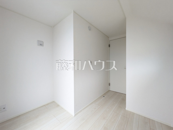 トランクルーム　【立川市高松町１丁目】