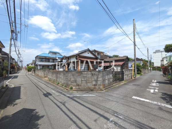 お好きなハウスメーカーで建築頂けます。参考プラン無料作成します。【立川市栄町２丁目】接道状況および現場風景(現況：古屋あり)　
