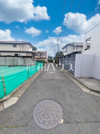 接道状況および現場風景　【練馬区立野町】