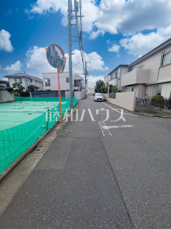 接道状況および現場風景　【練馬区立野町】