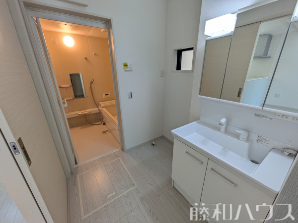 洗面室　【名古屋市北区金田町５丁目】