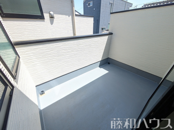 バルコニー　【名古屋市北区金田町５丁目】