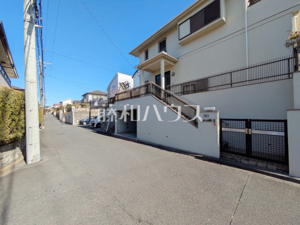 接道状況および現場風景　【多摩市桜ヶ丘３丁目】