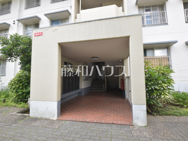 エントランス　【西原グリーンハイツ　4号棟】