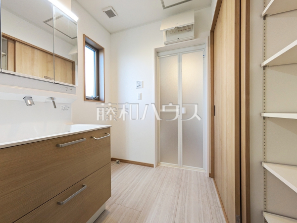 洗面室　【志木市柏町５丁目】