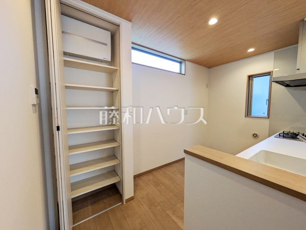 パントリー　【志木市柏町５丁目】